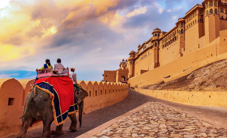 Varanasi Prayagraj Ayodhya 5N / 6D